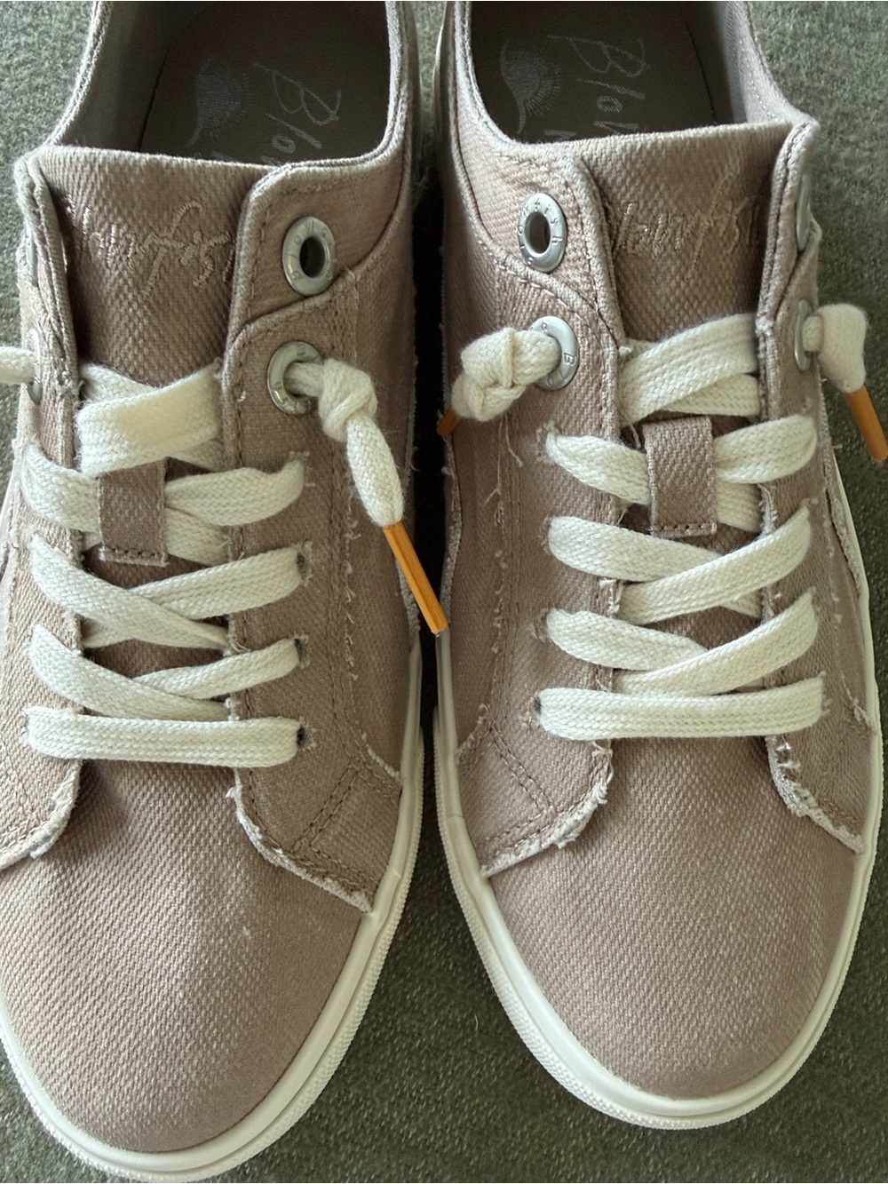 Blowfish Malibu Women’s Low-Top Casual Sneakers — Taupe